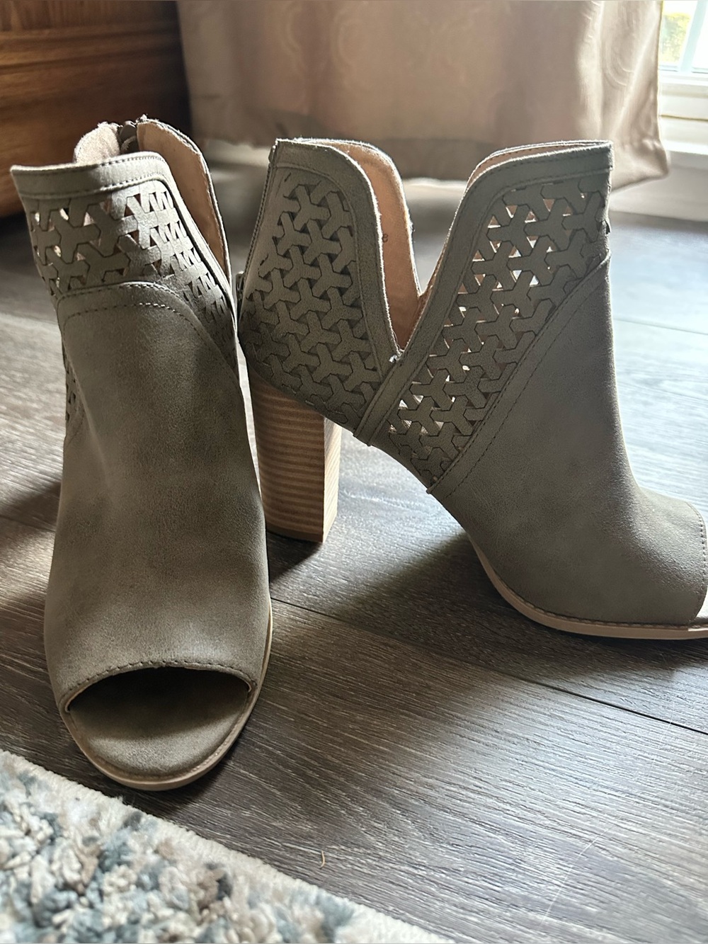 Jessica Simpson Taupe Open-Toe Cutout Ankle Booties